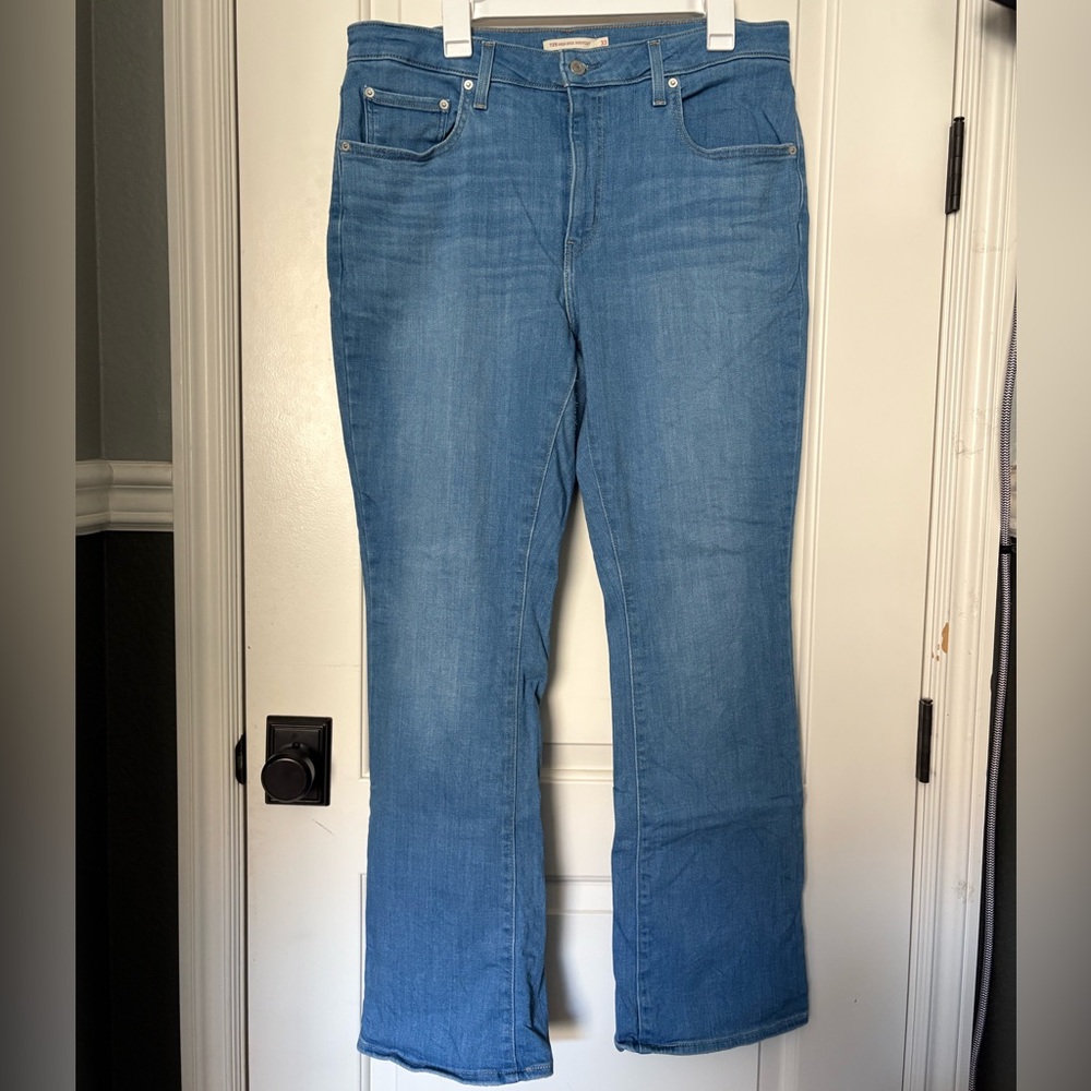 Levi's High Rise Bootcut Jeans